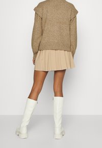 VILA Strickpullover - mottled brown
