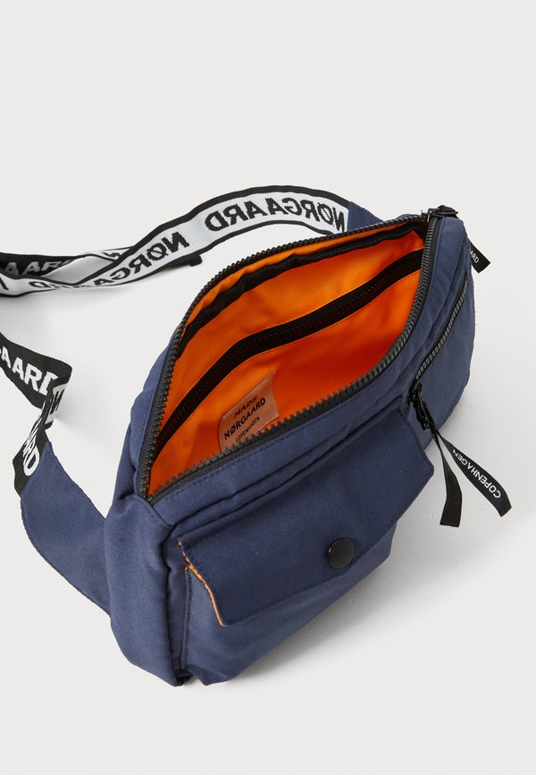 BEL ONE CARNI UNISEX - Bum bag - parisian night2