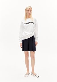 ARMEDANGELS AAREZU - Shorts - night sky