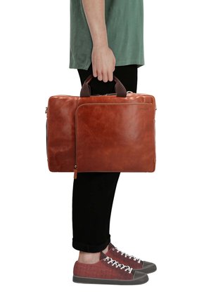 Picard BUDDY - Laptop bag - cognac