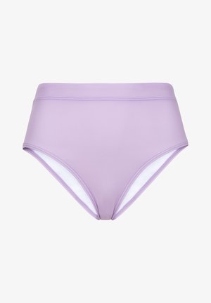 Aukštos juosmens bikini kelnaitės švelnios levandos spalvos audinyje. Yra lygi tekstūra, balta vidaus pamušalas ir švarus siuvimas kraštuose.