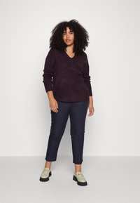 Vero Moda Curve V-NECK CURVE - Vesta - winetasting
