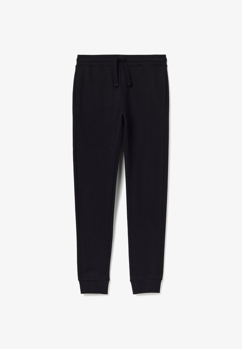 Zwarte sweatpants van zacht materiaal met een trekkoord in de taille, taps toelopende pijpen en ribgebreide boorden. Voorzien van zijzakken voor opbergruimte.
