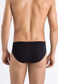 Hanro Trosor - deep black