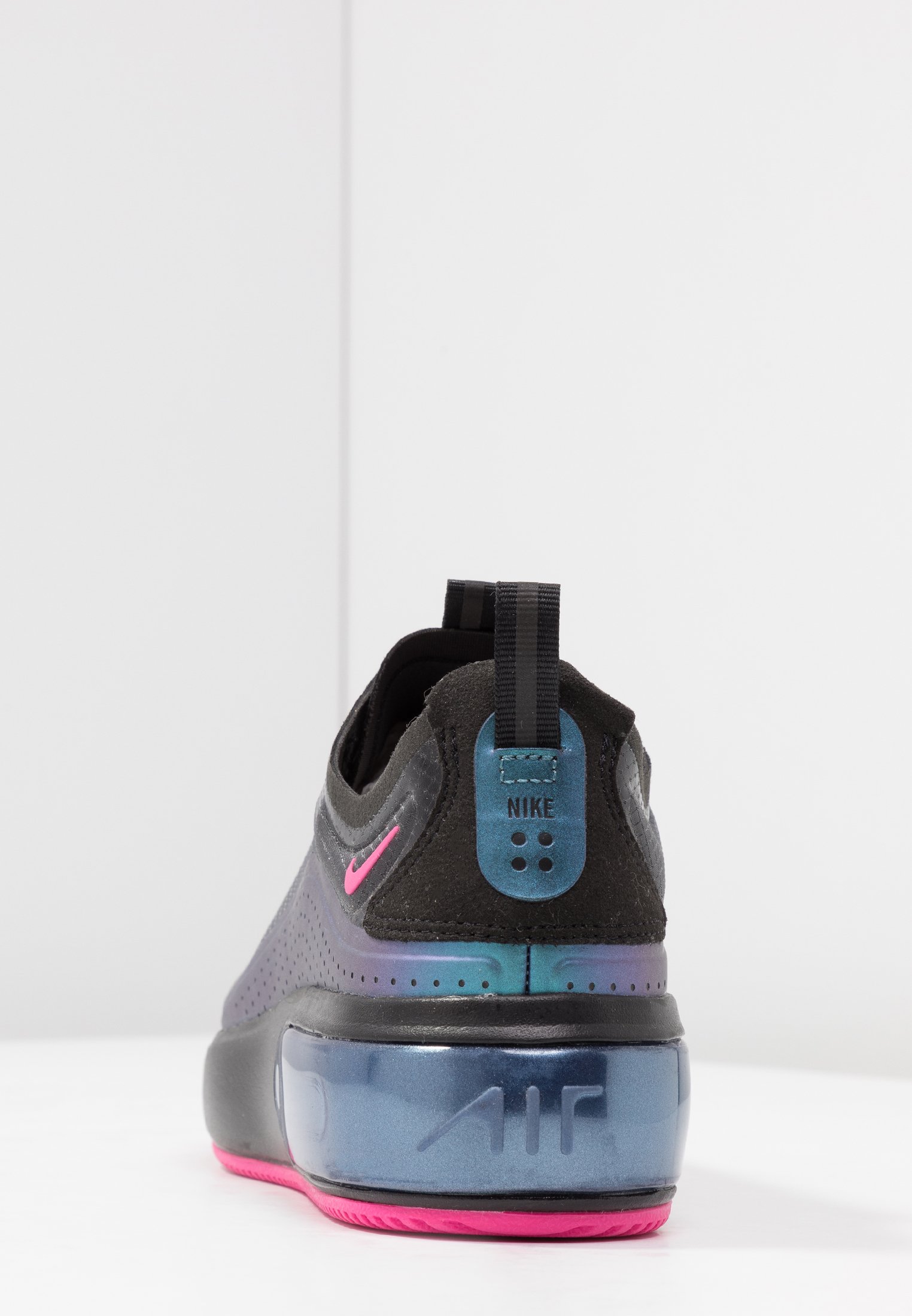 nike air max dia trainers black laser fuchsia
