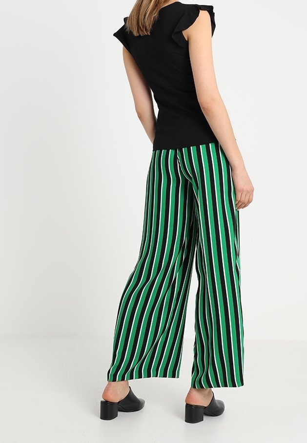 mint&berry Triko s potiskem - black