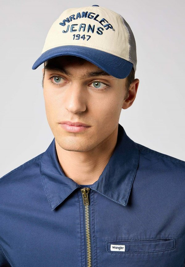 TRUCKER  - Cap - beige