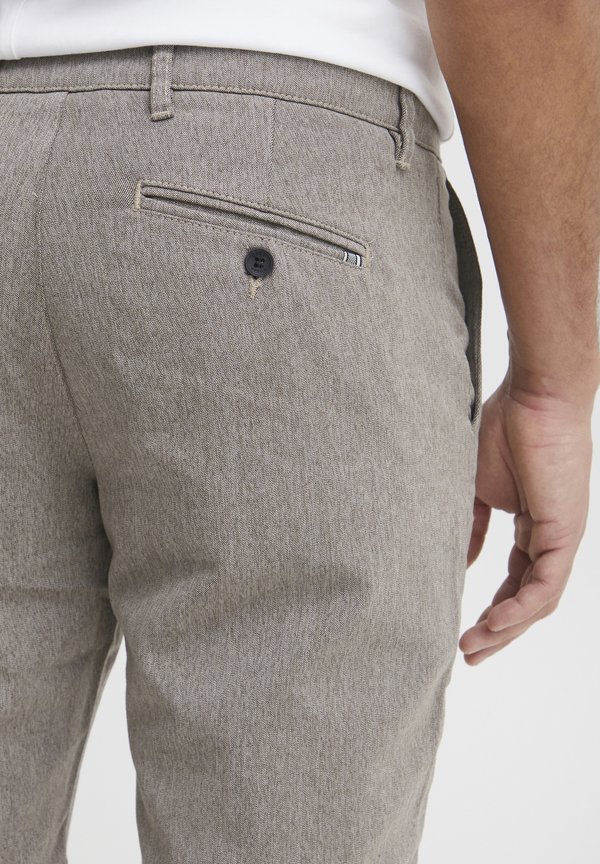 SDFREDERIC SLIM FIT - Shorts - dune m3