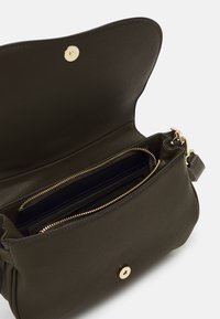 Valentino Bags CORTINA  - Kabelka - militare