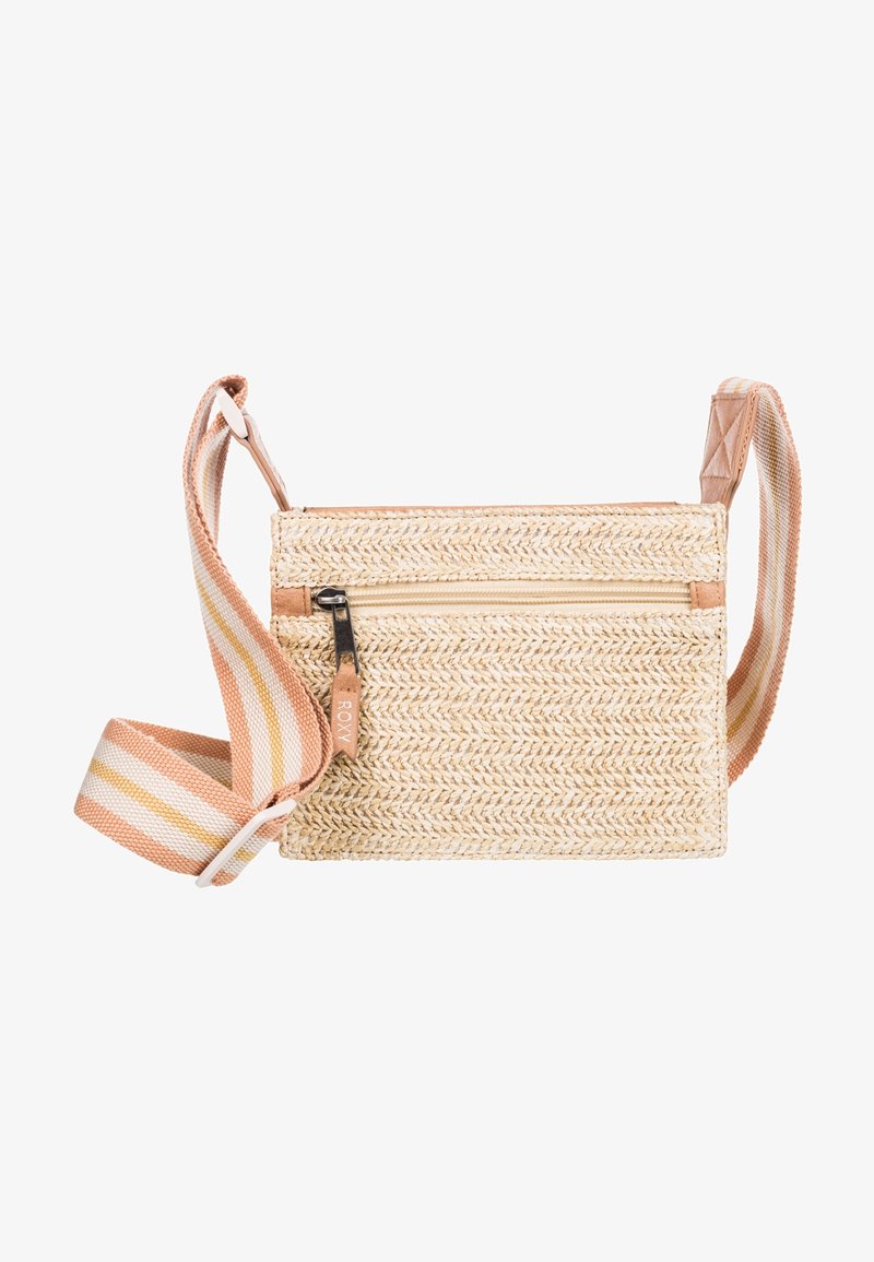 Petit sac bandoulière rectangulaire beige tissé avec poche zippée à l'avant et sangle en tissu rayé réglable aux tons pêche, crème et jaune.
