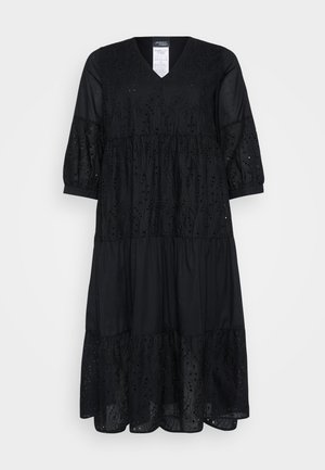 Abito nero a balze con scollo a V, maniche a tre quarti, ricami e dettagli a taglio, dal design fluido. Realizzato in tessuto leggero.