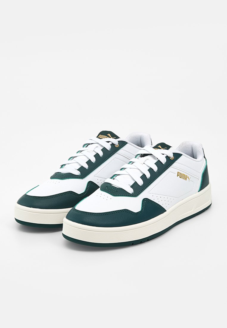 COURT CLASSIC