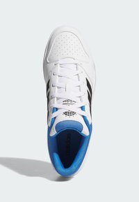 adidas Sportswear CLASSIC  - Obuća za košarku - cloud white   ray blue   core black