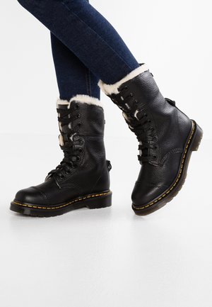 Stivali con i lacci - black