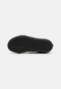 Vans OLD SKOOL UNISEX - Baskets basses - classic tumble black