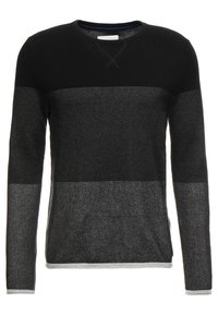 Maglione a maniche lunghe nero e grigio con un motivo a maglia strutturata, caratterizzato da colletto e polsini a contrasto in una tonalità più chiara.