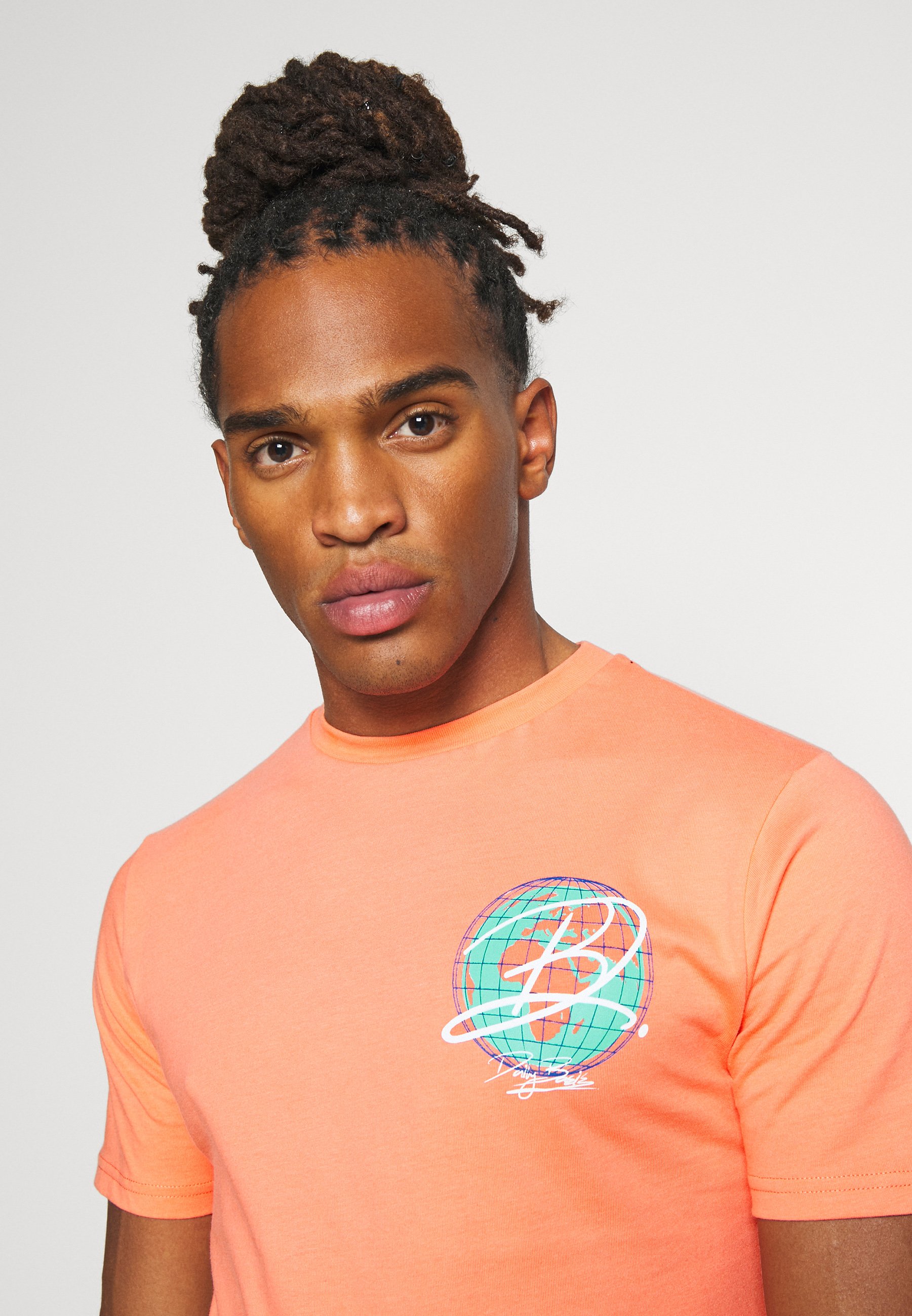 Daily Basis Studios DAILY BASIS DIGITAL T shirts med print Daily Basis Studios DAILY BASIS DIGITAL - T-shirts med print - orange