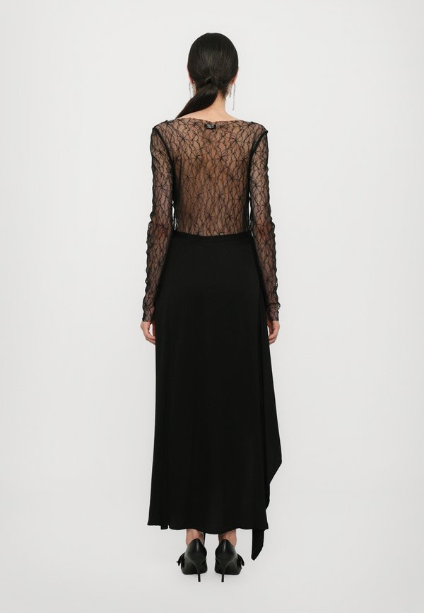 PAULA - Long sleeved top4