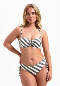 Pruhovaný bikini top s nastavitelnými ramínky, s výstřihem do srdce a detailem mašle. Odpovídající spodní díly s nízkým pasem a bočními zavazováními.