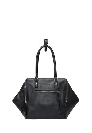 Schwarze Ledertasche mit zwei Griffen, vorderer Reißverschlusstasche und seitlichen Reißverschlussdetails, hängend vor weißem Hintergrund.