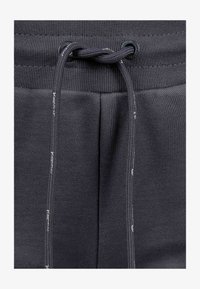 Geselecteerd, anthrazit