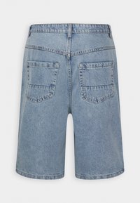 Brave Soul BURROW - Jeansshorts - light blue wash