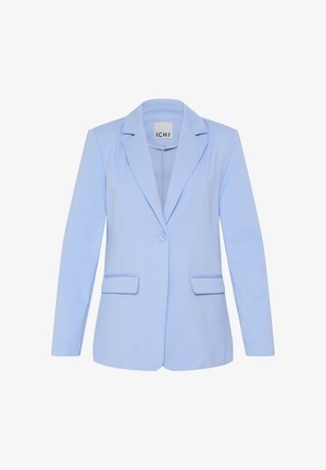 Lichtblauwe damesblazer met ingesneden revers, enkele knoopsluiting en klepzakken aan de voorkant.