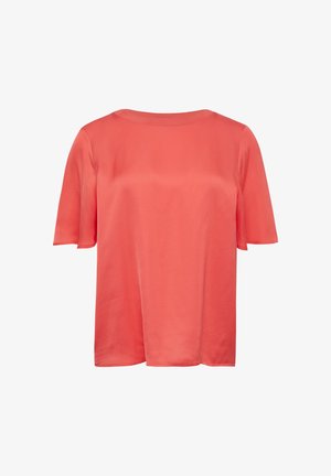 Haut corail rouge à manches courtes en tissu lisse, avec un col rond et une coupe décontractée. Aucun motif ni détail matériel visible.