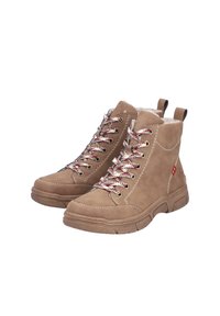 Bottines en cuir brun avec une finition texturée, doublure crème, lacets à motifs rouge et blanc, et tirettes au niveau du talon.