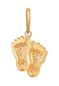 Złocona zawieszka w kształcie małych stóp, z teksturowanymi powierzchniami i małymi wypukłymi punktami, oraz prostą pętlą do przymocowania.