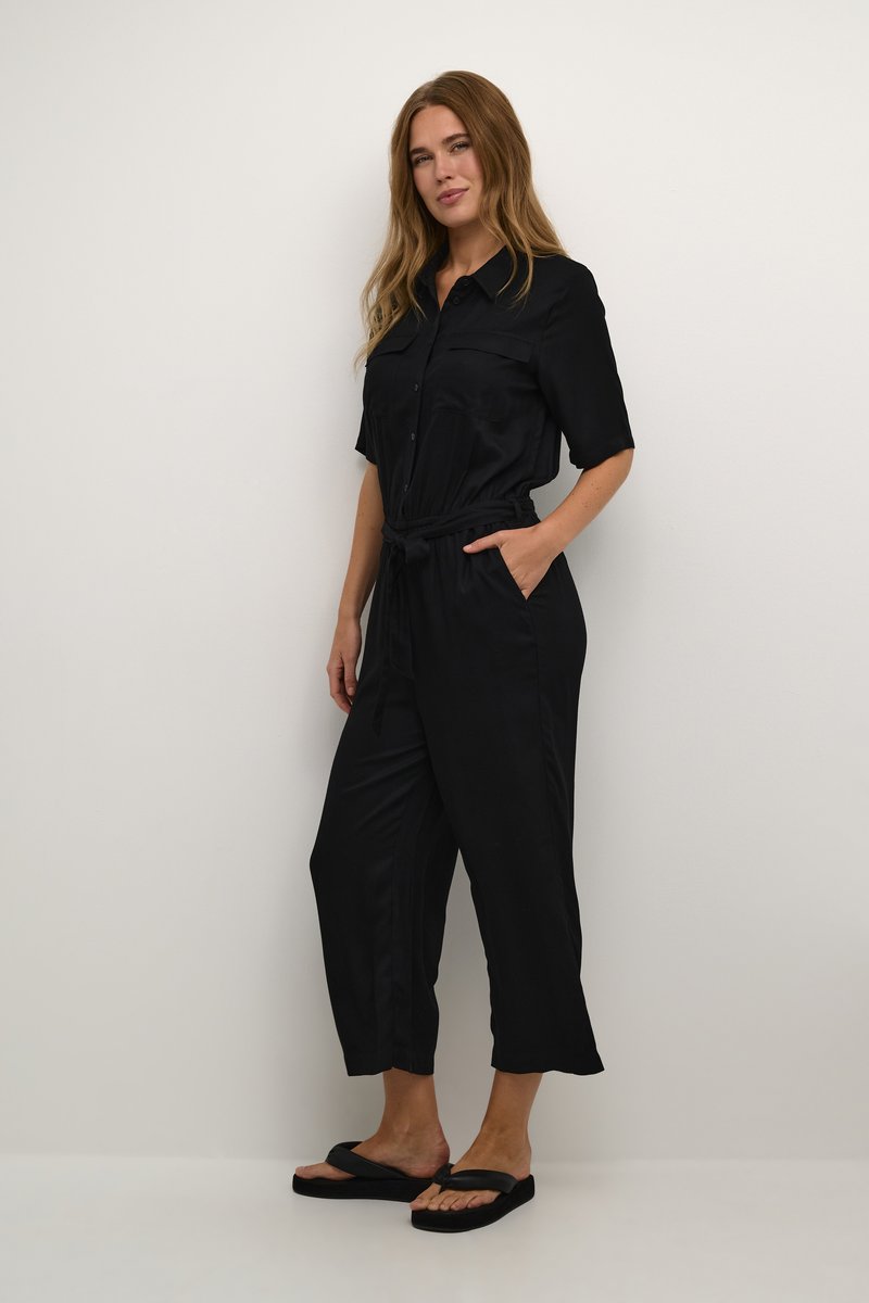 Kaffe KARUTHIE CROPPED SOLID  - Overal - black deep