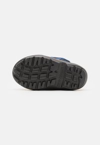 Columbia POWDERBUG SNOWLITE UNISEX - Snowboard csizmák - mountain blue