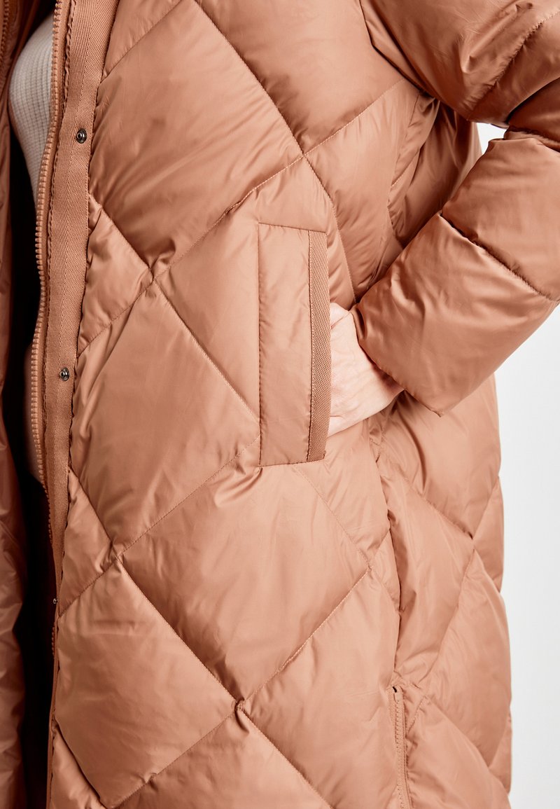 Damen Parkas | Gerry Weber Wintermantel caramel/hellbraun - RY59952 Damen Parkas | Gerry Weber Wintermantel caramel/hellbraun - RY59952
