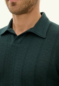 Oscar Jacobson CONNOR STRUCTURED - Polo - cinary green