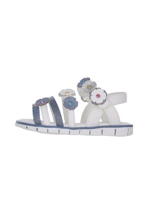 Biała sandałka z akcentami z dżinsu, kwiatowymi aplikacjami w kolorach niebieskim, białym i srebrnym, regulowanymi paskami, gumową podeszwą z drobnymi rowkami.