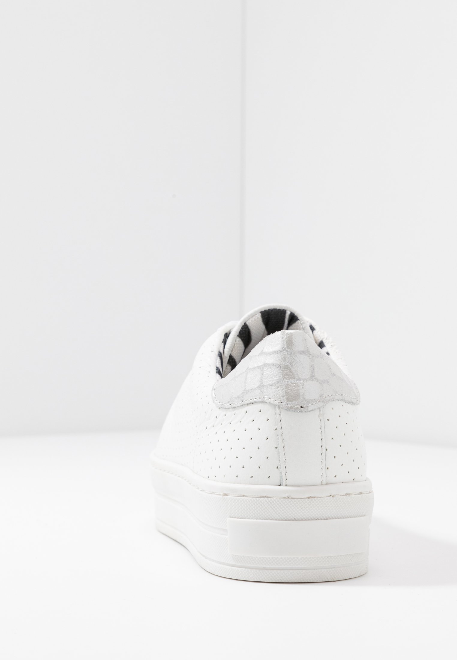 Bullboxer Joggesko white Zalando.no Bullboxer Joggesko whiteyellow Zalando.no