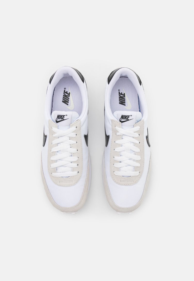 Damen Sneaker low | Nike Sportswear DAYBREAK Sneaker low white/black/summit white/weiß - TU63583 Damen Sneaker low | Nike Sportswear DAYBREAK Sneaker low white/black/summit white/weiß - TU63583