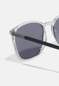 HUGO Ochelari de soare - grey