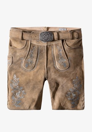 Braune lederne Shorts mit dekorativer silberner Stickerei, Gürtel mit einer detaillierten Metallschnalle und geschnürten Akzenten an den Seiten.