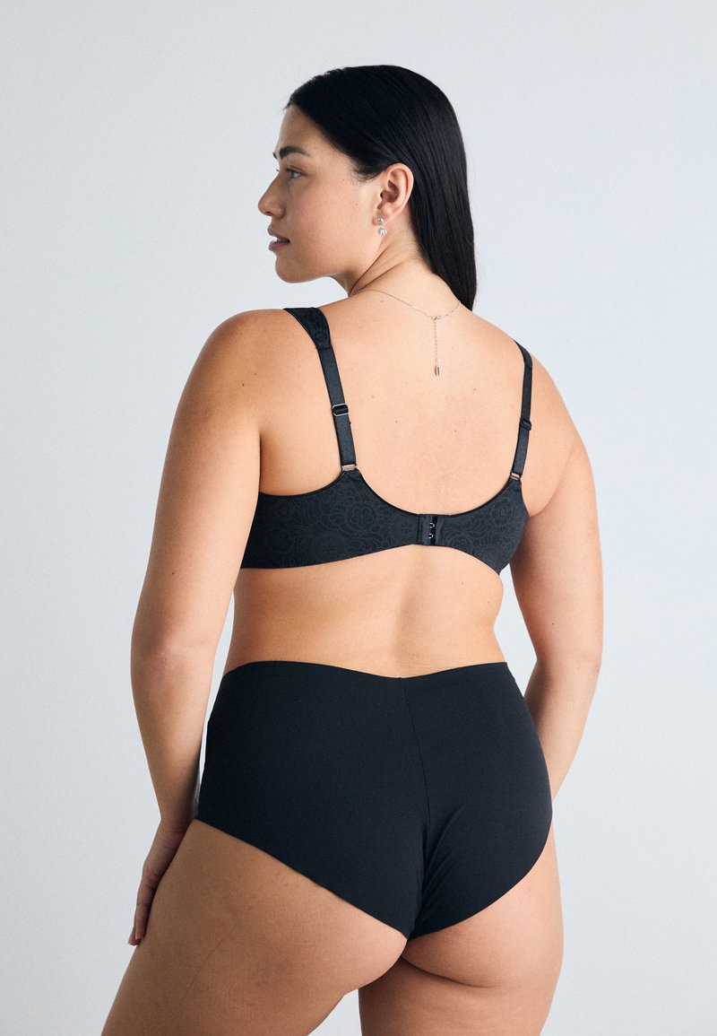 Anal jinsiy aloqa onlayn Julia Ann