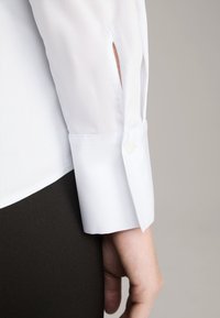 JOOP! BEATE - Hemdbluse - weiß