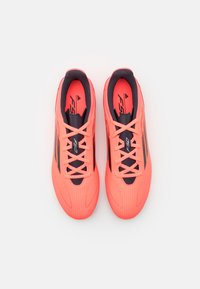 adidas Performance F50 CLUB FLEXIBLE GROUND - Chaussures de football pour terrain sec - turbo/aurora black/platin metallic