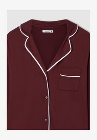 Non selezionato, vinaccia