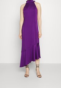 IVY OAK Maxiklänning - purple