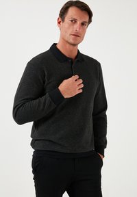 Buratti REGULAR FIT - Pulóver - khaki