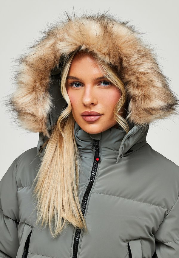 BELLUCCI CROP PUFFER JACKET - Winter jacket - sage3