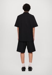 Versace Jeans Couture POP BASIC SOFT - Camicia - black/gold