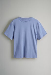 Thumbnail Image 4