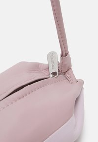 Marimekko MINI KARLA MULTI - Taška cez plece - light pink/light lilac