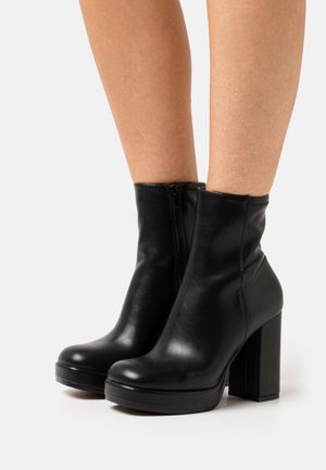Call it Spring, Bottines à talons hauts - black